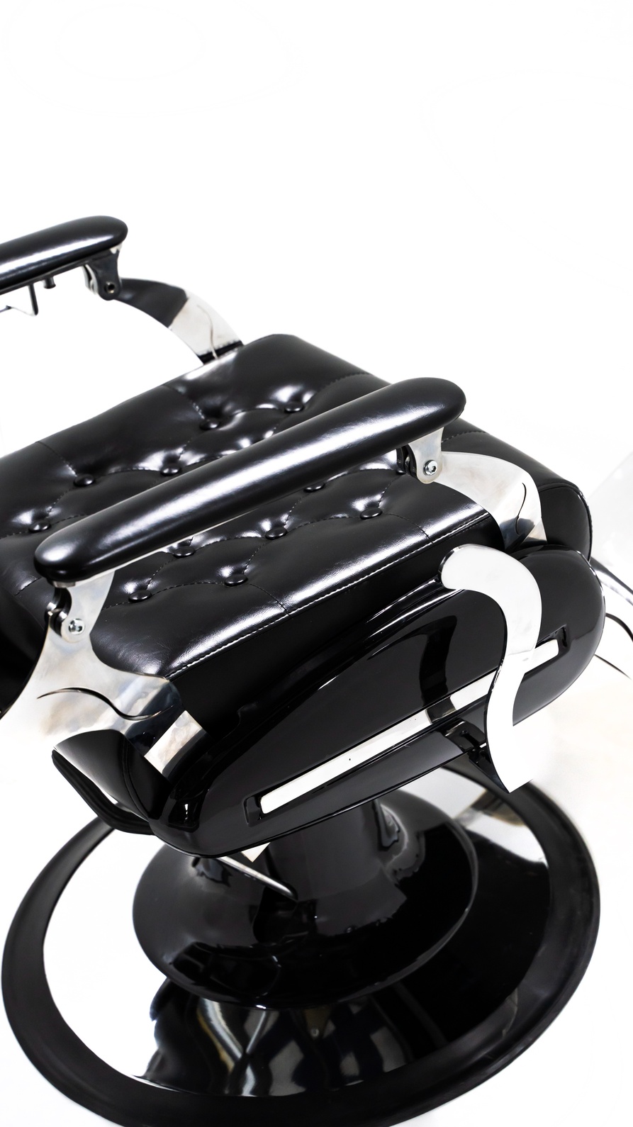 Classic Black Silver Reclining Hydraulic Barber Chair: Vintage Style Heavy Duty Salon Equipment - Image 3